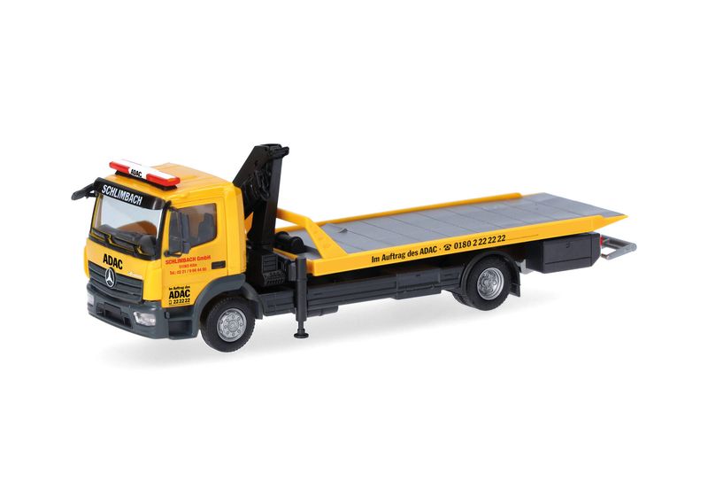 1:87 Herpa - Mercedes-Benz Atego '13 Plateau-Abschlepp-LKW "ADAC/Schlimbach"