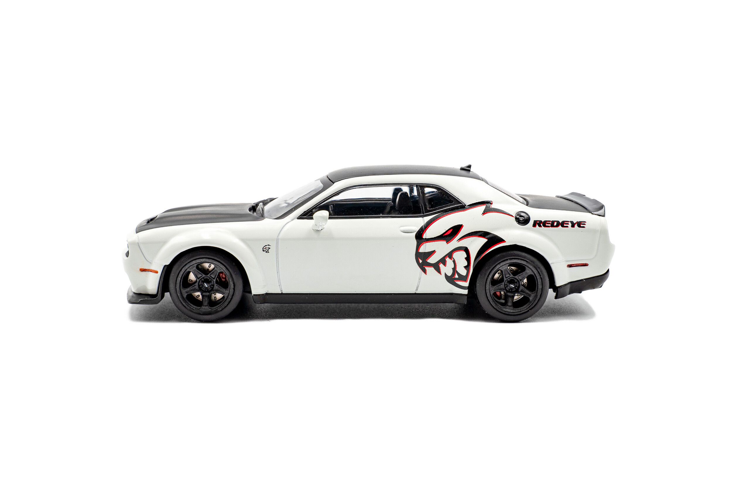 1:43 Solido - 2020 Dodge Challenger SRT Hellcat Redeye Widebody Custom – White Knuckle
