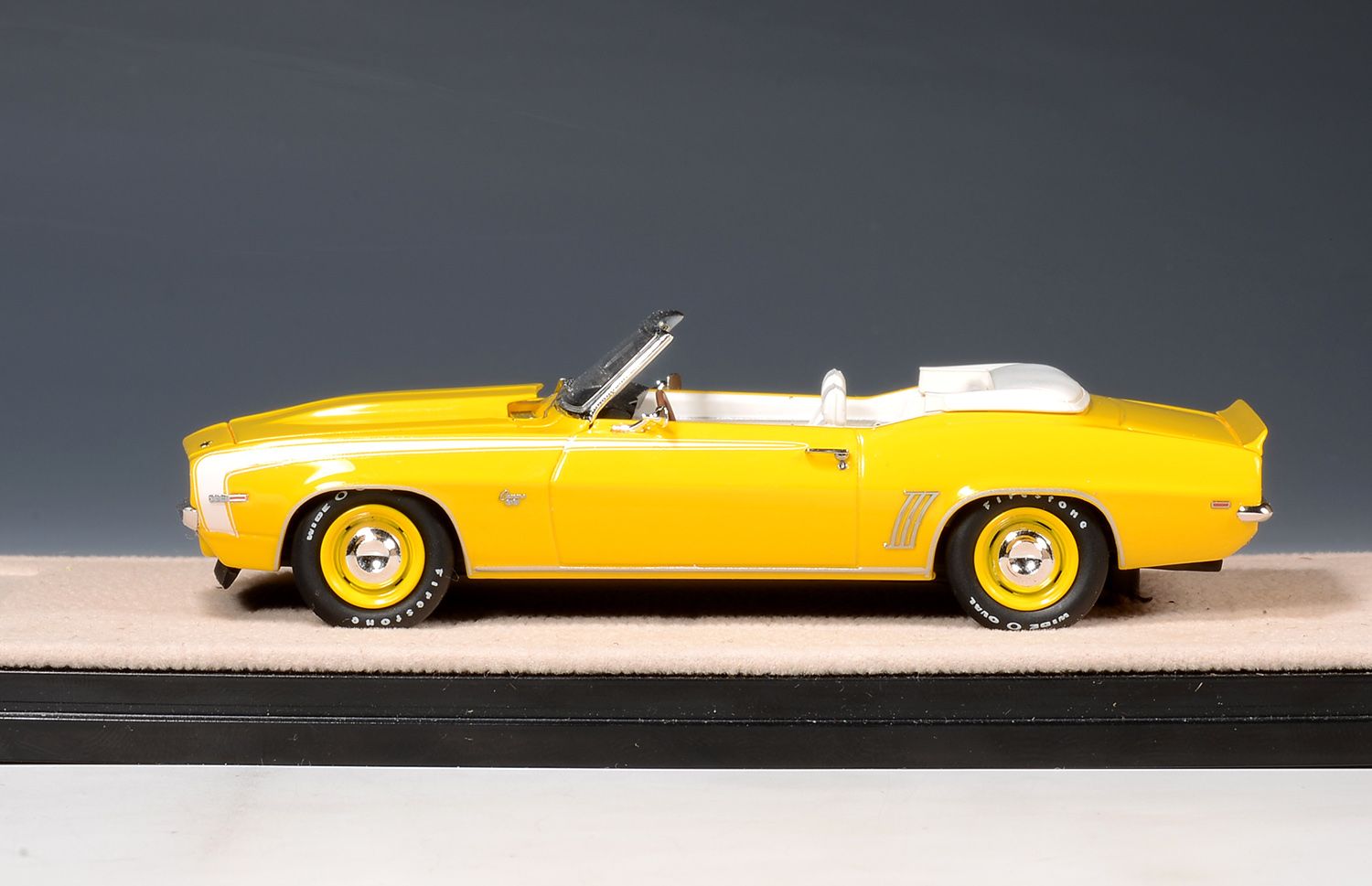 1:43 Stamp Models - 1969 Chevrolet Camaro RS SS Convertible Open roof Daytona Yellow