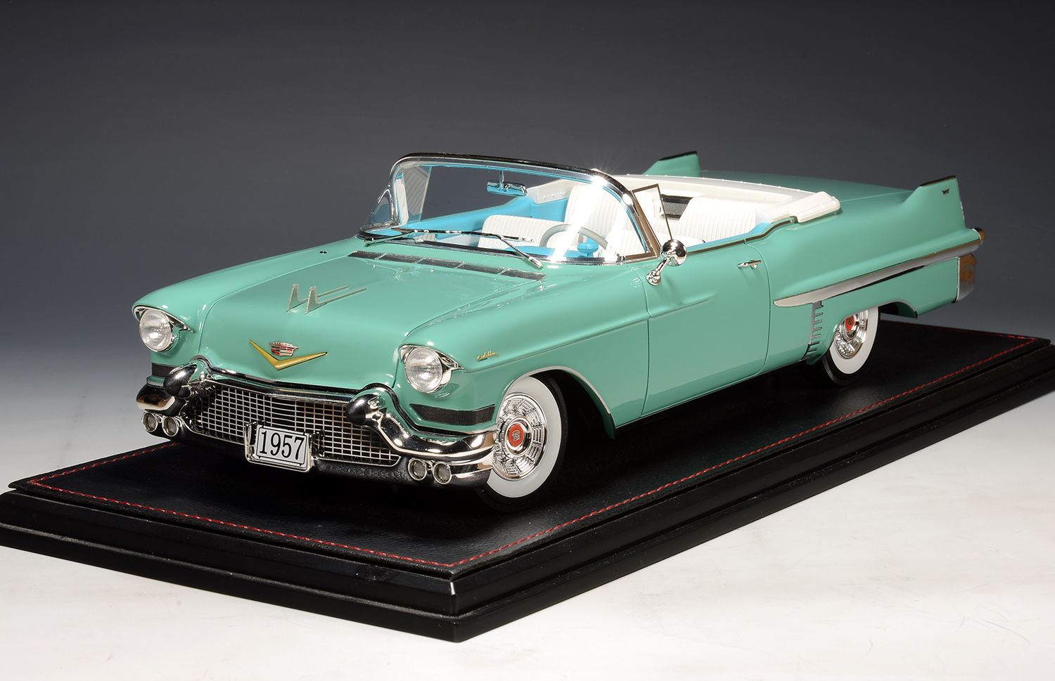1:18 Stamp Models - 1957 Cadillac Series 62 Convertible Open roof Thebes Green Metallic