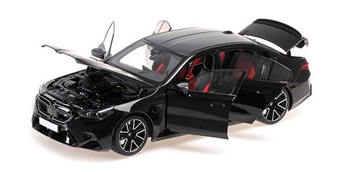 1:18 Minichamps - BMW M5 – 2024 – BLACK METALLIC