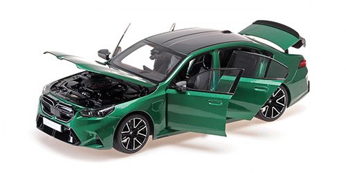 1:18 Minichamps - BMW M5 – 2024 – GREEN METALLIC 1:18 Minichamps - BMW M5 – 2024 – GREEN METALLIC