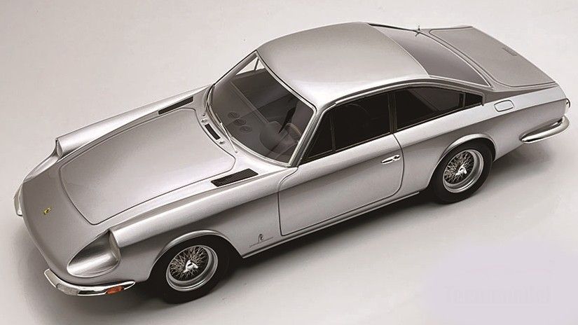 1:18 Tecnomodel - 1967 Ferrari GT 2+2 Silver