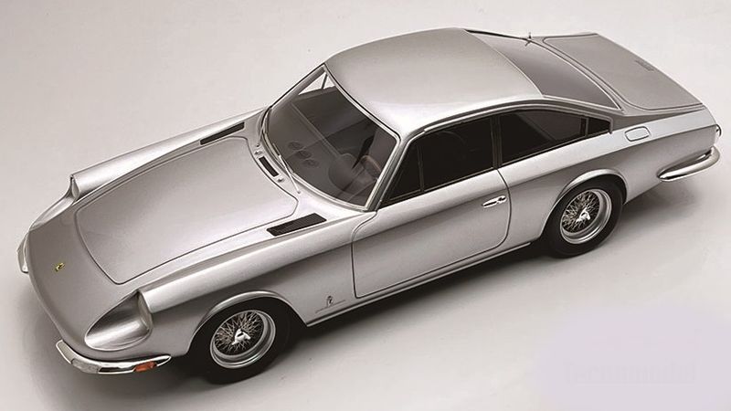 1:18 Tecnomodel - 1967 Ferrari GT 2+2 Silver