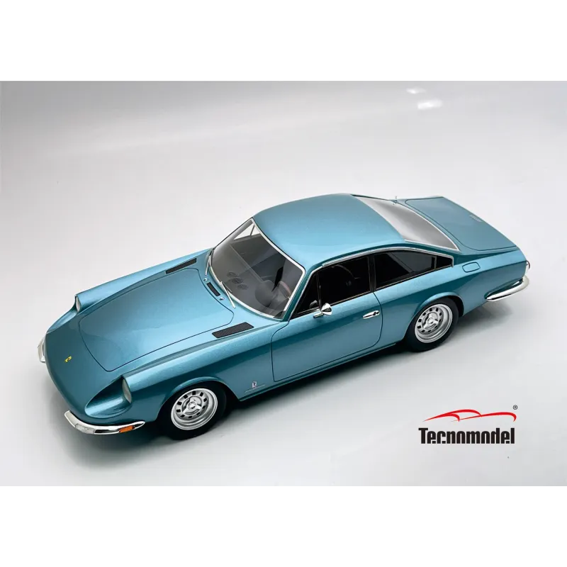 1:18 Tecnomodel - 1967 Ferrari GT 2+2 Blue Metallic 1:18 Tecnomodel - 1967 Ferrari GT 2+2 Blue Metallic