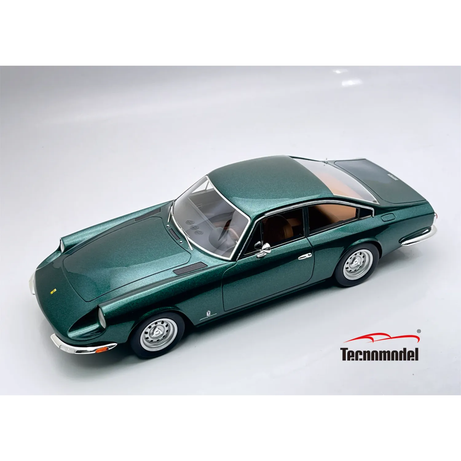 1:18 Tecnomodel - 1967 Ferrari GT 2+2 Green Metallic