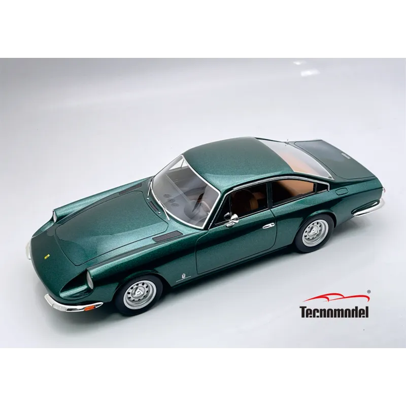 1:18 Tecnomodel - 1967 Ferrari GT 2+2 Green Metallic 1:18 Tecnomodel - 1967 Ferrari GT 2+2 Green Metallic