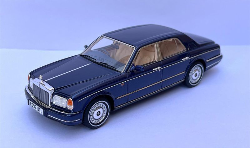 1:43 Matrix - RR Silver Seraph peacock blue met 98-02