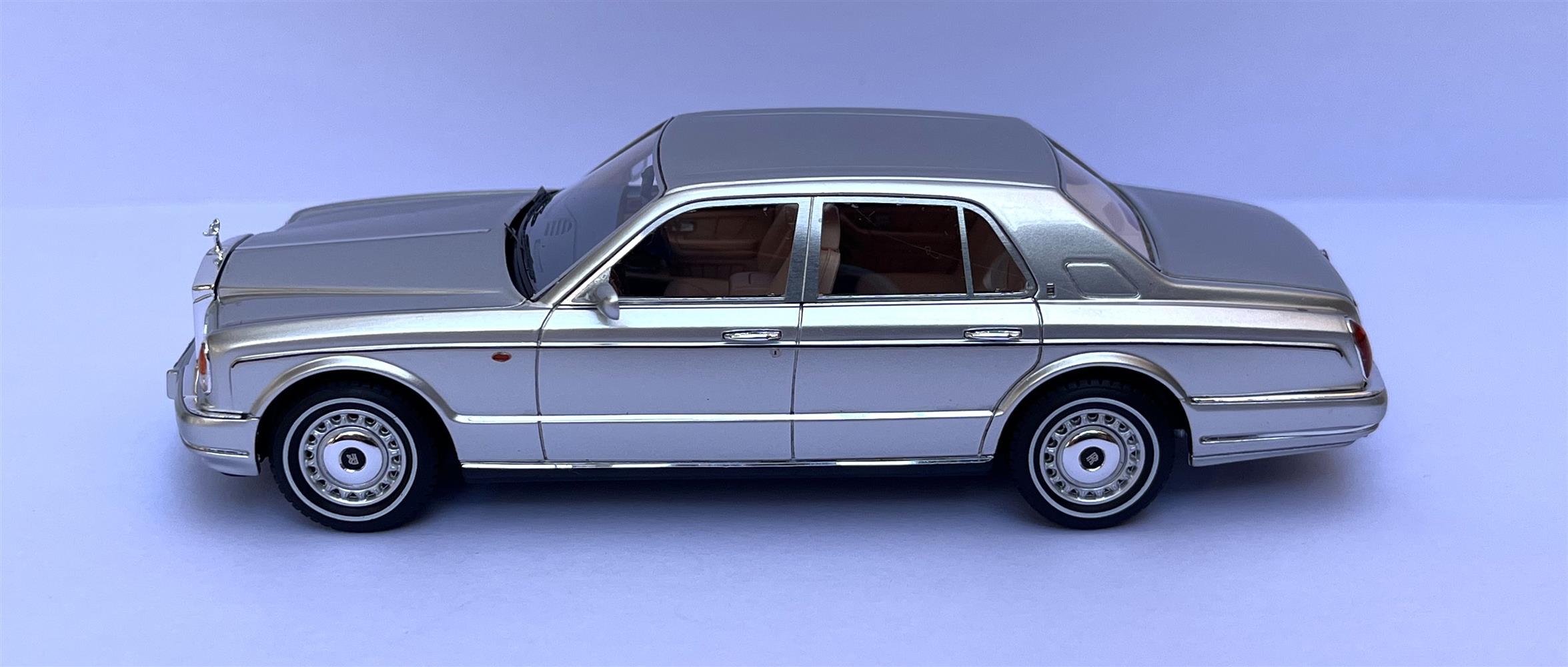 1:43 Matrix - RR Silver Seraph silver pearl '98-'02