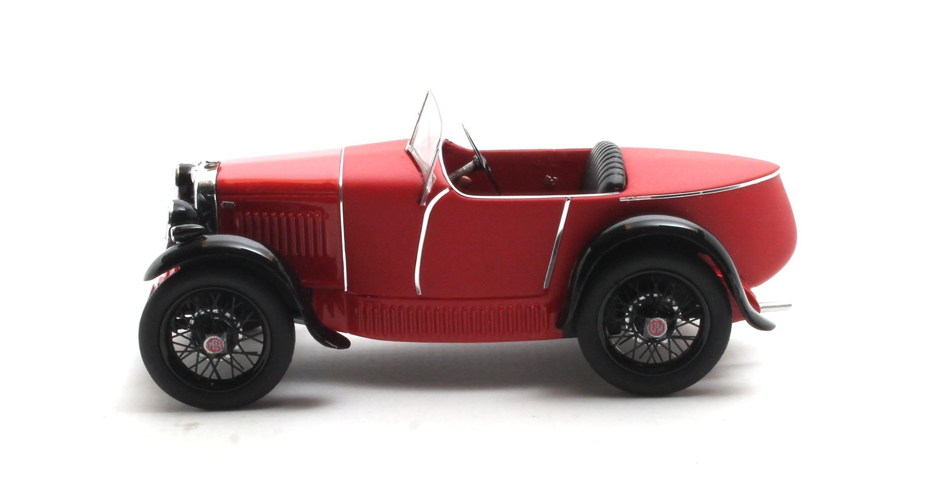 1:43 Matrix - MG M-type red '29-'32