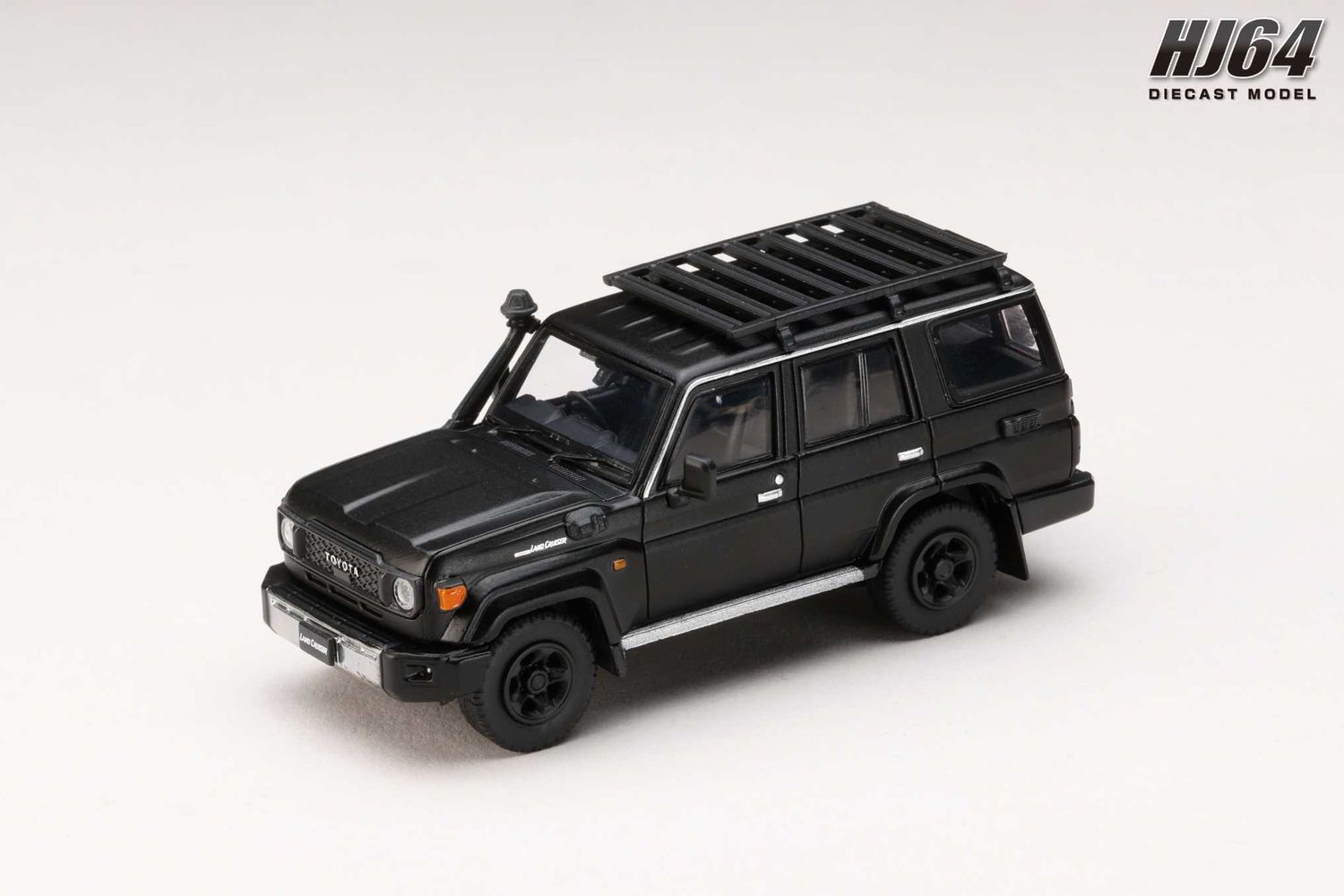 1:64 Hobby Japan - 2023 Toyota Landcruiser 70 (GDJ76W) Customized Version, matte black