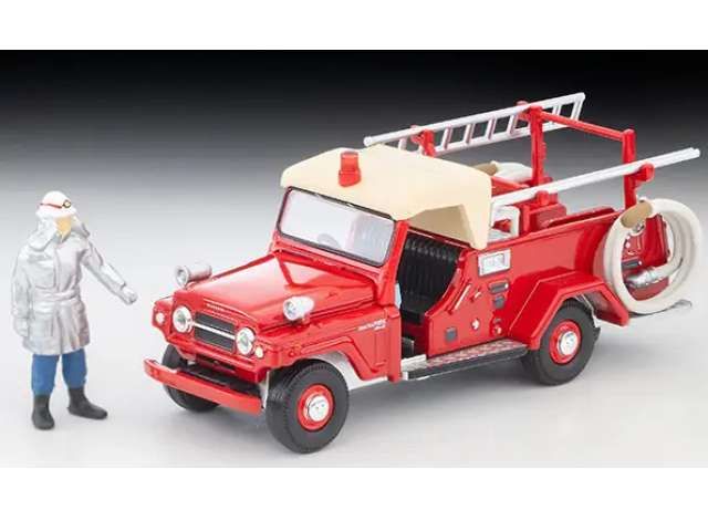1:64 Tomica Limited Vintage - Nissan Patrol Pump Fire Truck with Figure, red 1:64 Tomica Limited Vintage - Nissan Patrol Pump Fire Truck with Figure, red
