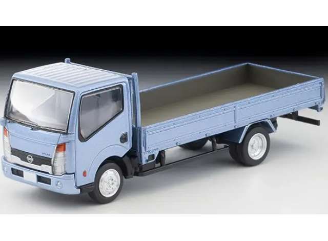 1:64 Tomica Limited Vintage - Nissan Atlas (F24) Long Body Full Super Low Custom, blue 1:64 Tomica Limited Vintage - Nissan Atlas (F24) Long Body Full Super Low Custom, blue