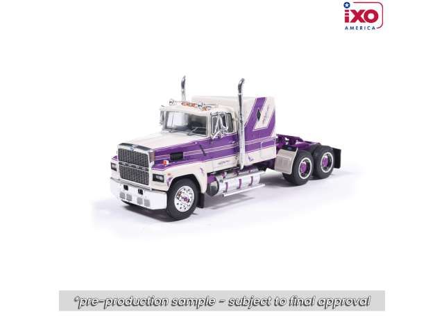 1:64 Ixo USA - 1978 Ford LTL-9000, purple/cream 1:64 Ixo USA - 1978 Ford LTL-9000, purple/cream