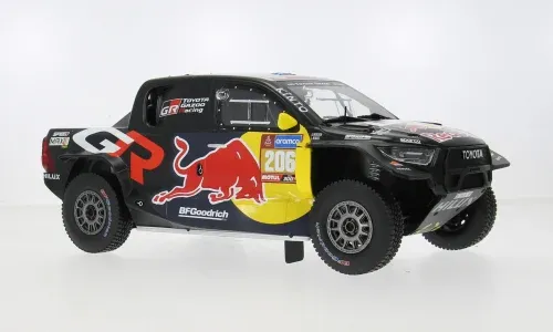 1:18 Ixo - Toyota GR DKR Hilux Evo T1U, Rally Dakar, 2024, #206 L. Moraes