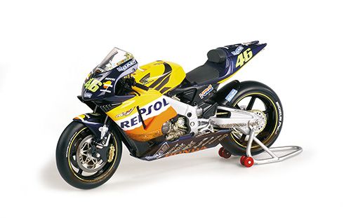 1:12 Minichamps - HONDA RC211V – VALENTINO ROSSI – TEAM REPSOL HONDA – VALENTINO ROSSI – WORLD CHAMPION 2002 – DIRTY VERSION