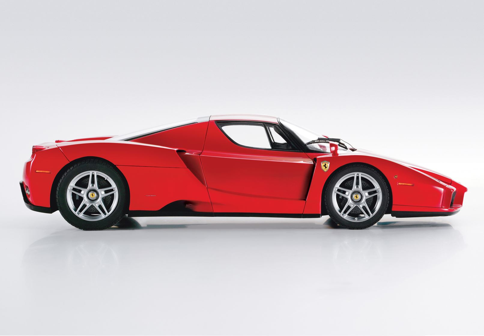 1:18 BBR - Ferrari Enzo Rosso Corsa - Silver wheels - *Polifoam Pack*