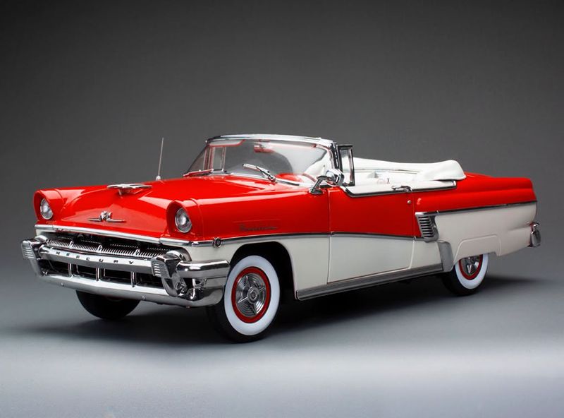 1:18 Sunstar - 1956 Mercury Montclair Hard-Top - Red White 1:18 Sunstar - 1956 Mercury Montclair Hard-Top - Red White