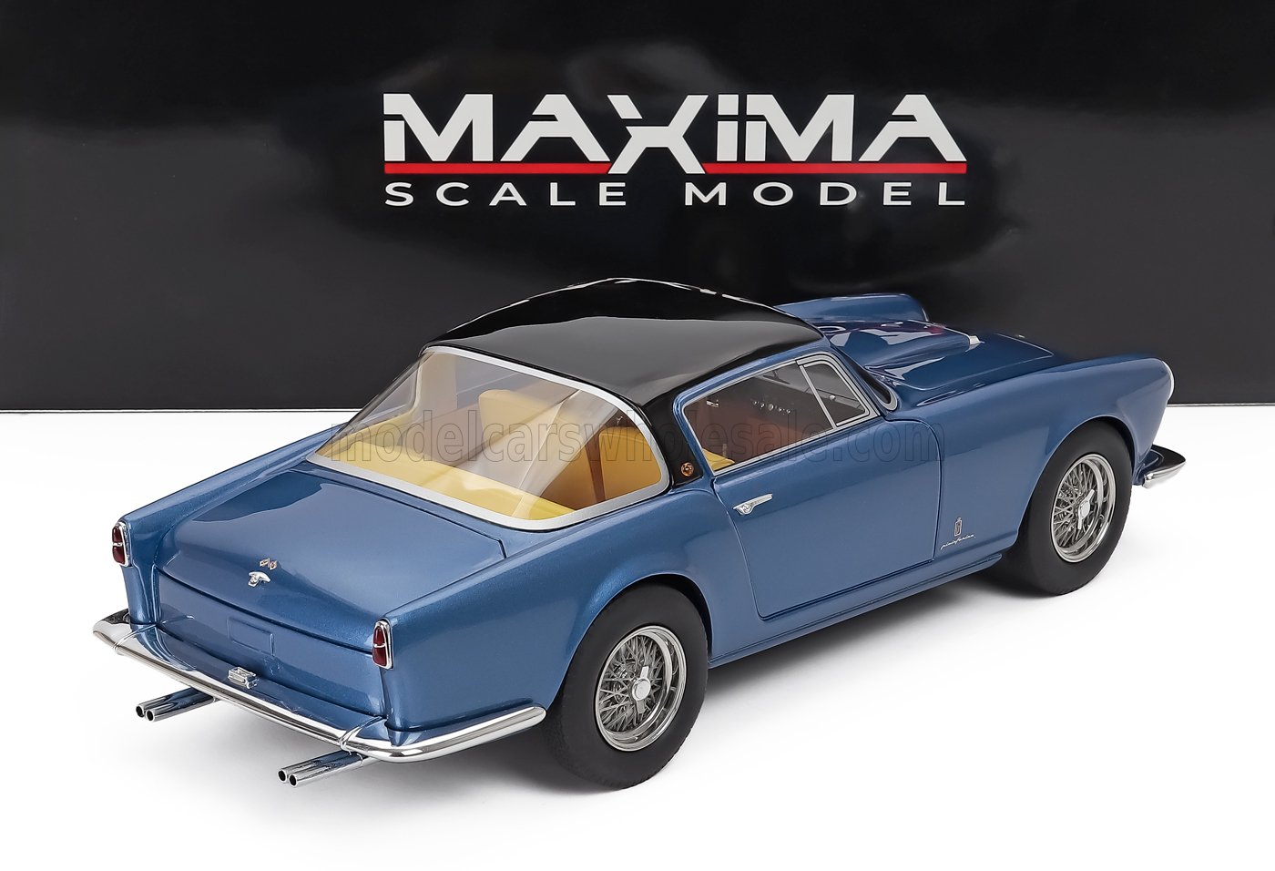 1:18 Maxima Scale Model - 1956 Ferrari 250GT ch.0465gt Speciale Pinifarina Light Blue Metallic/Black