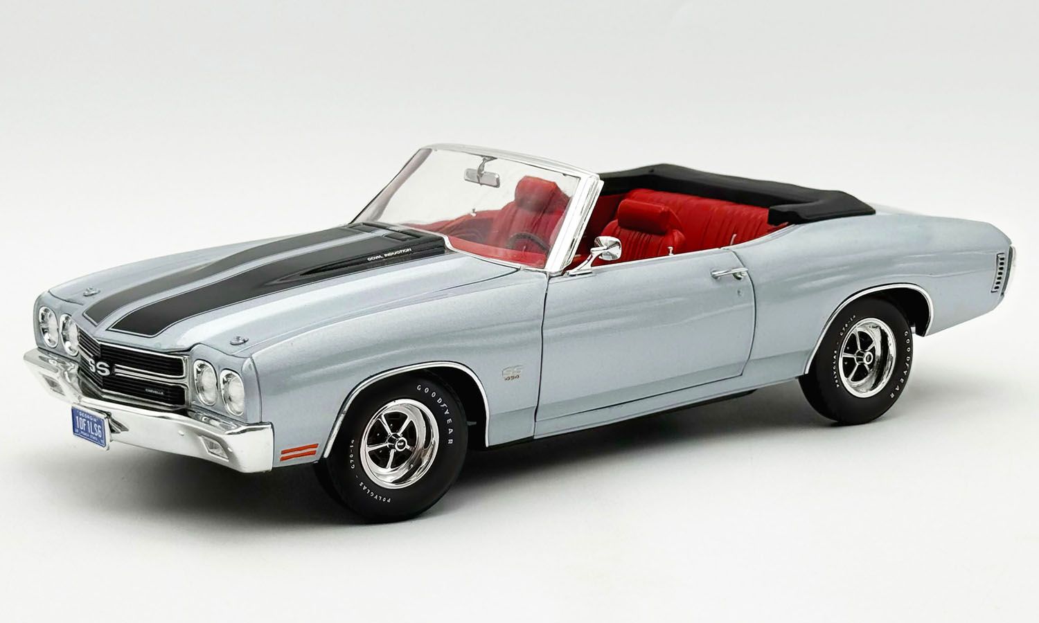 1:18 ACME - 1970 Chevrolet Chevelle SS LS6 Convertible - 1 of 1 Cortez Silver