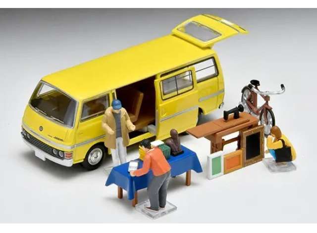 1:64 Tomica Limited Vintage - Diocolle 64 #Car Snap 25a Flea Market *Nissan Homy*