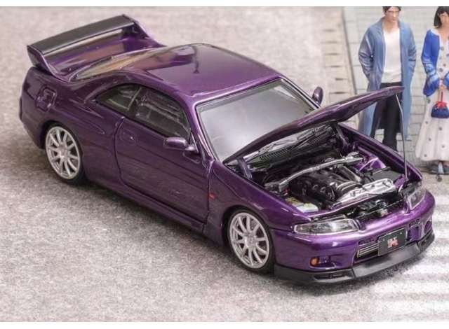 1:64 Focal Horizon - Nissan GTR-R33 with opening hood, purple
