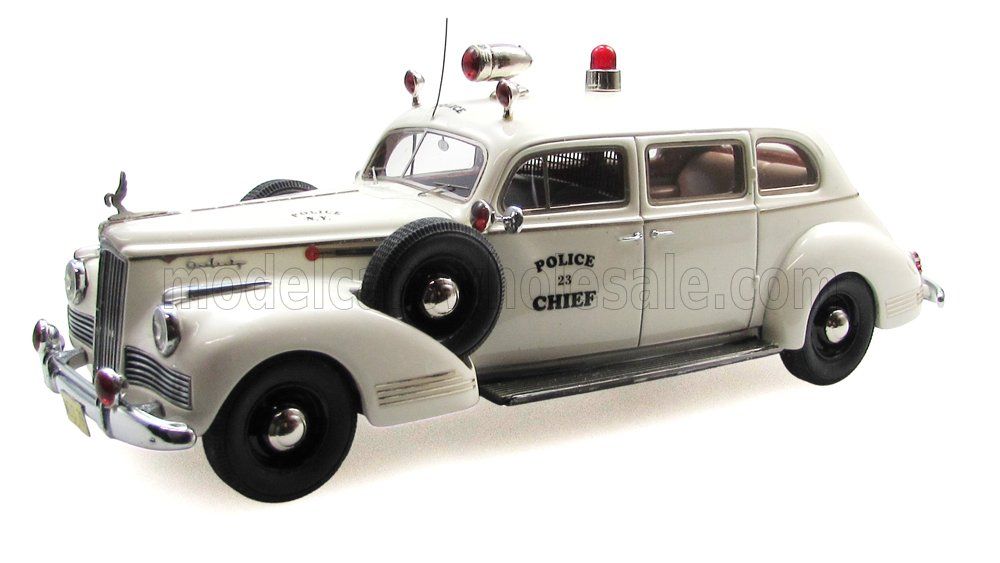 1:43 Esval Model - 1942 Packard 160 Sedan Ambulance by Henney - White