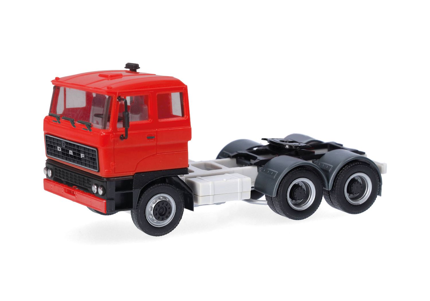 1:87 Herpa - DAF 2800 Zugmaschine 3achs, rot 1:87 Herpa - DAF 2800 Zugmaschine 3achs, rot