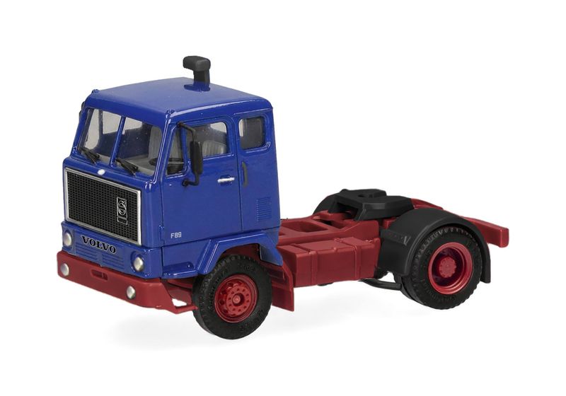 1:87 Herpa - Volvo F89 Zugmaschine 2-achs, blau 1:87 Herpa - Volvo F89 Zugmaschine 2-achs, blau