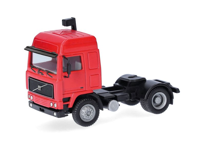 1:87 Herpa - Volvo F10 Globetrotter Zugmaschine 2achs, rot 1:87 Herpa - Volvo F10 Globetrotter Zugmaschine 2achs, rot