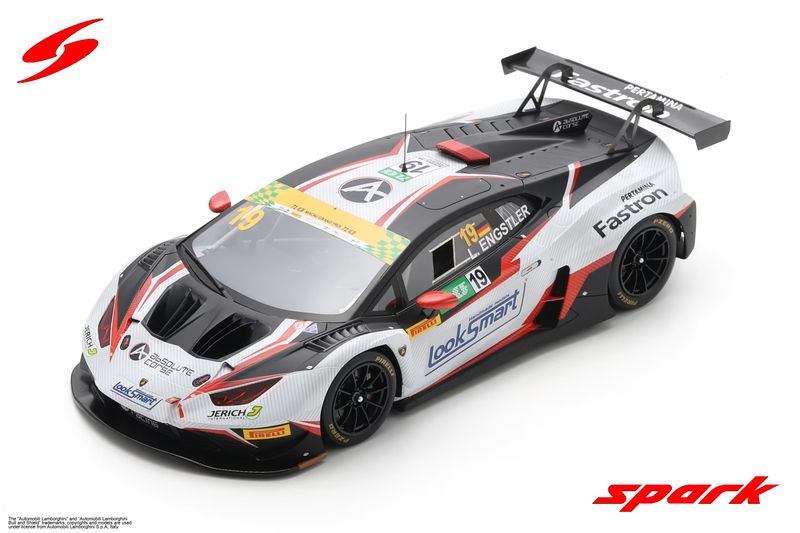 1:18 Spark - Lamborghini Huracán GT3 Evo 2 No.19 Absolute Corse Macau GT Cup - FIA GT World Cup 2025 Luca ENGSTLER