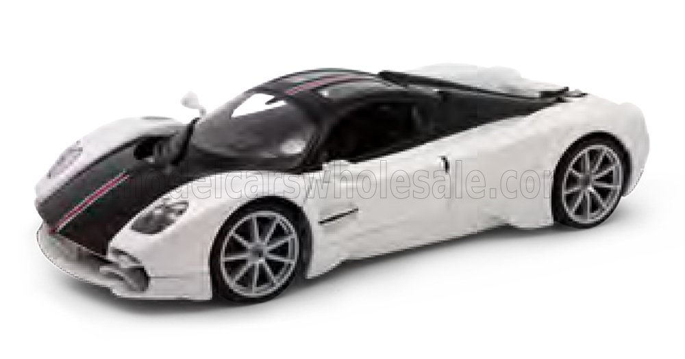 1:24 Welly - 2022 Pagani Utopia - White Black