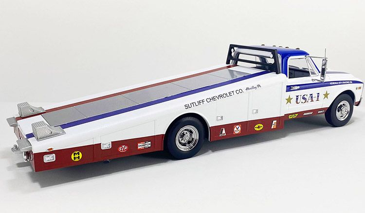1:18 ACME - 1967 Chevrolet C-30 Ramp Truck - USA-1