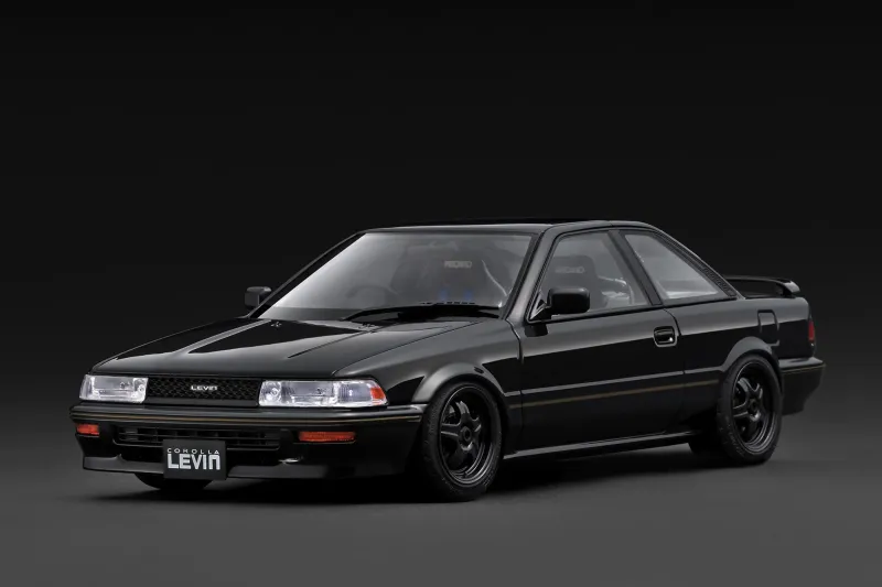 1:18 Ignition - Toyota Corolla Levin GT Apex (AE92), black