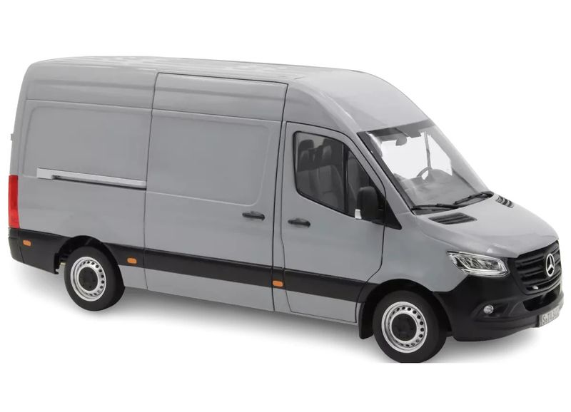 1:18 Norev - 2018 Mercedes-Benz Sprinter Grey