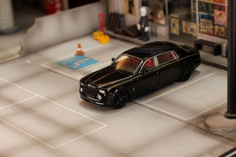 1:64 Street Weapon - Phantom VII, black warrior