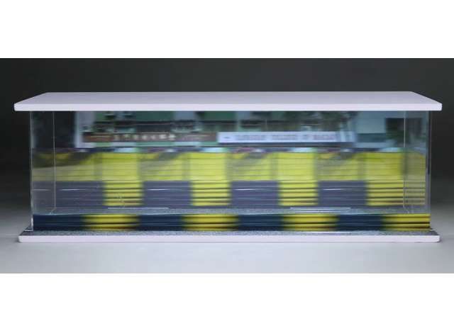 1:64 Black Box Diorama (MoreArt) - Diorama Street circuit with light