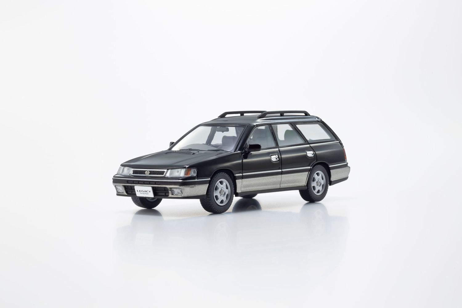 1:43 Kyosho - 2001 Subaru Legacy Touring SW Station Wagon GT - Black Silver