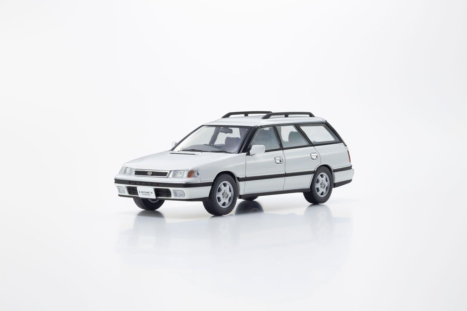 1:43 Kyosho - 2001 Subaru Legacy Touring SW Station Wagon GT - White