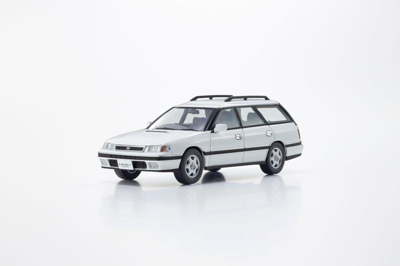 1:43 Kyosho - 2001 Subaru Legacy Touring SW Station Wagon GT - White 1:43 Kyosho - 2001 Subaru Legacy Touring SW Station Wagon GT - White