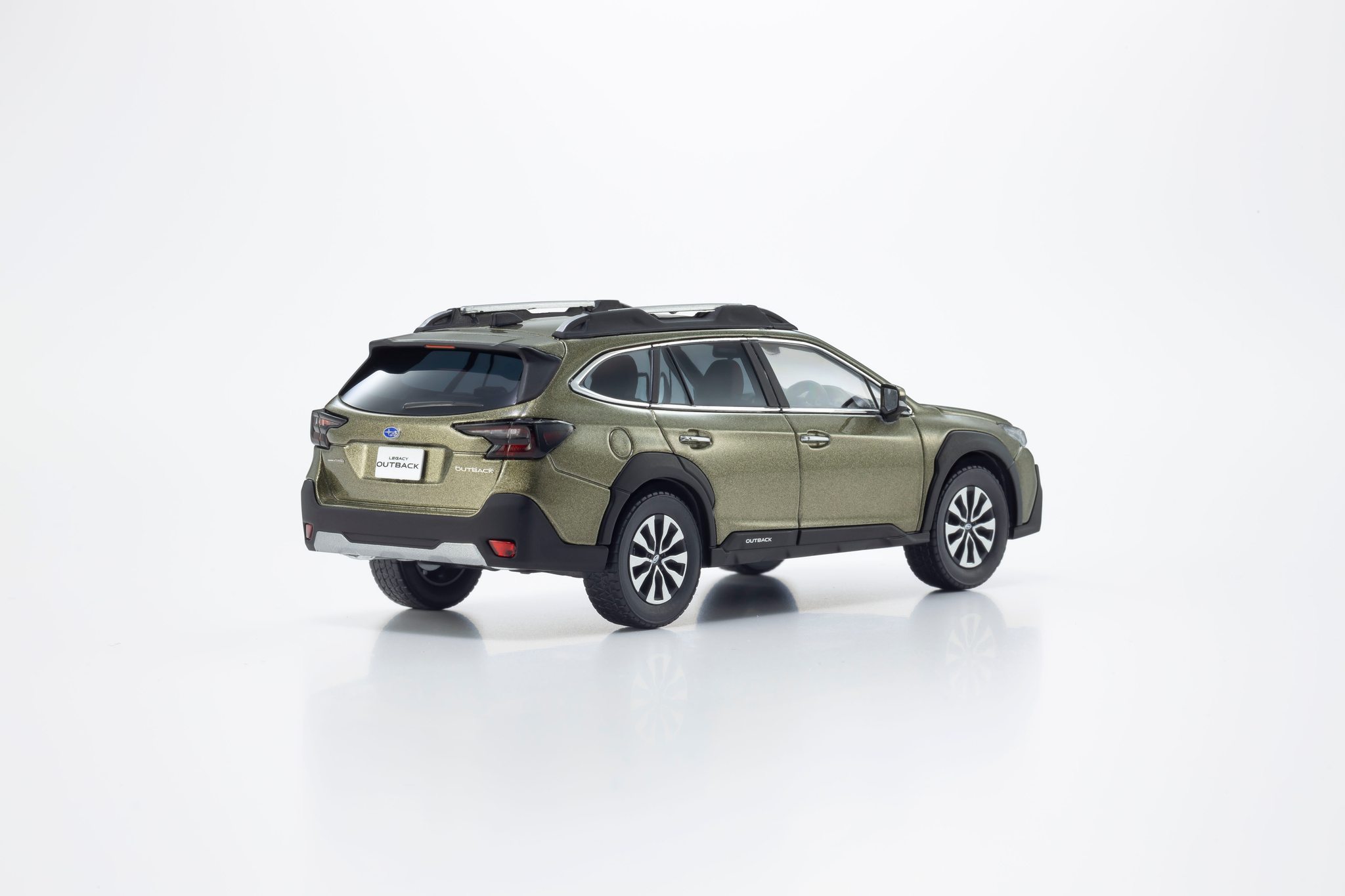 1:43 Kyosho - 2025 Subaru Legacy Outback - Green Black