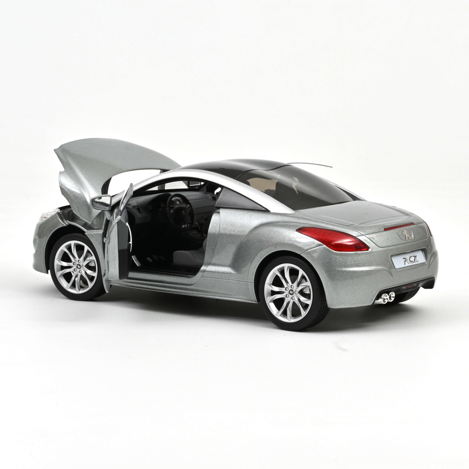 1:18 Norev - 2010 Peugeot RCZ Mercury Grey