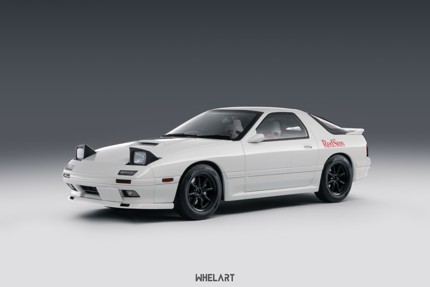 1:18 Whelart - 2006 Mazda RX-7 with Takahashi Ryosuke Figure - White