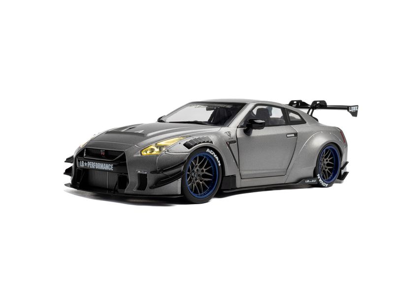 1:18 Solido - 2023 Nissan GT-R (R35) W/ Liberty Walk bodykit 2.0, silver