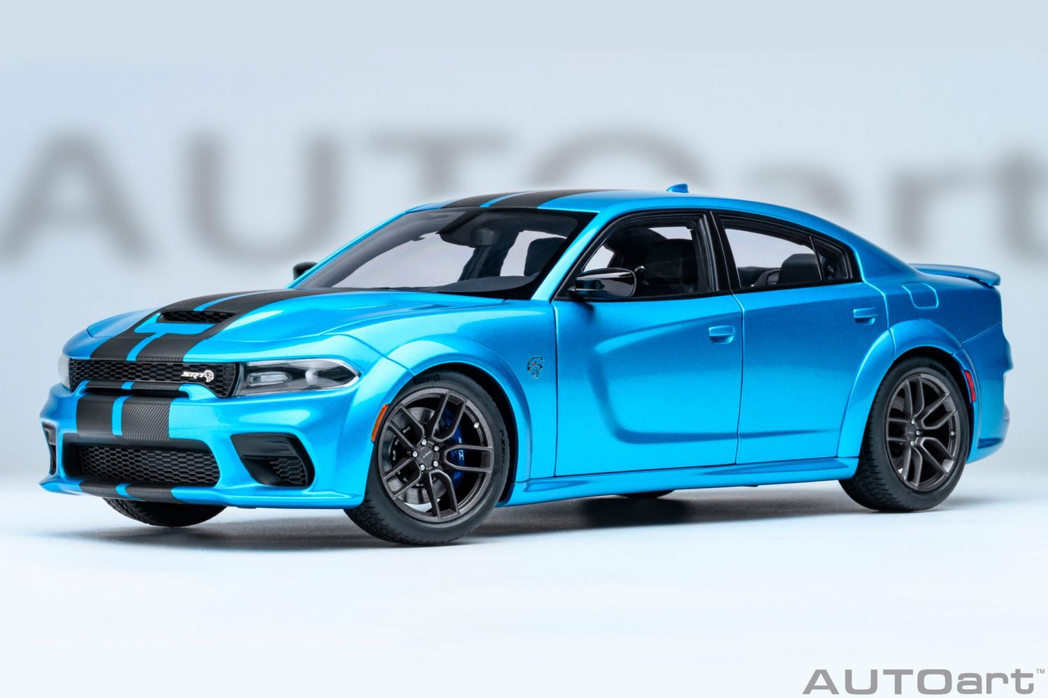 1:18 Autoart - Dodge Charger SRT Hellcat Redeye Jailbreak (B5 Blue)
