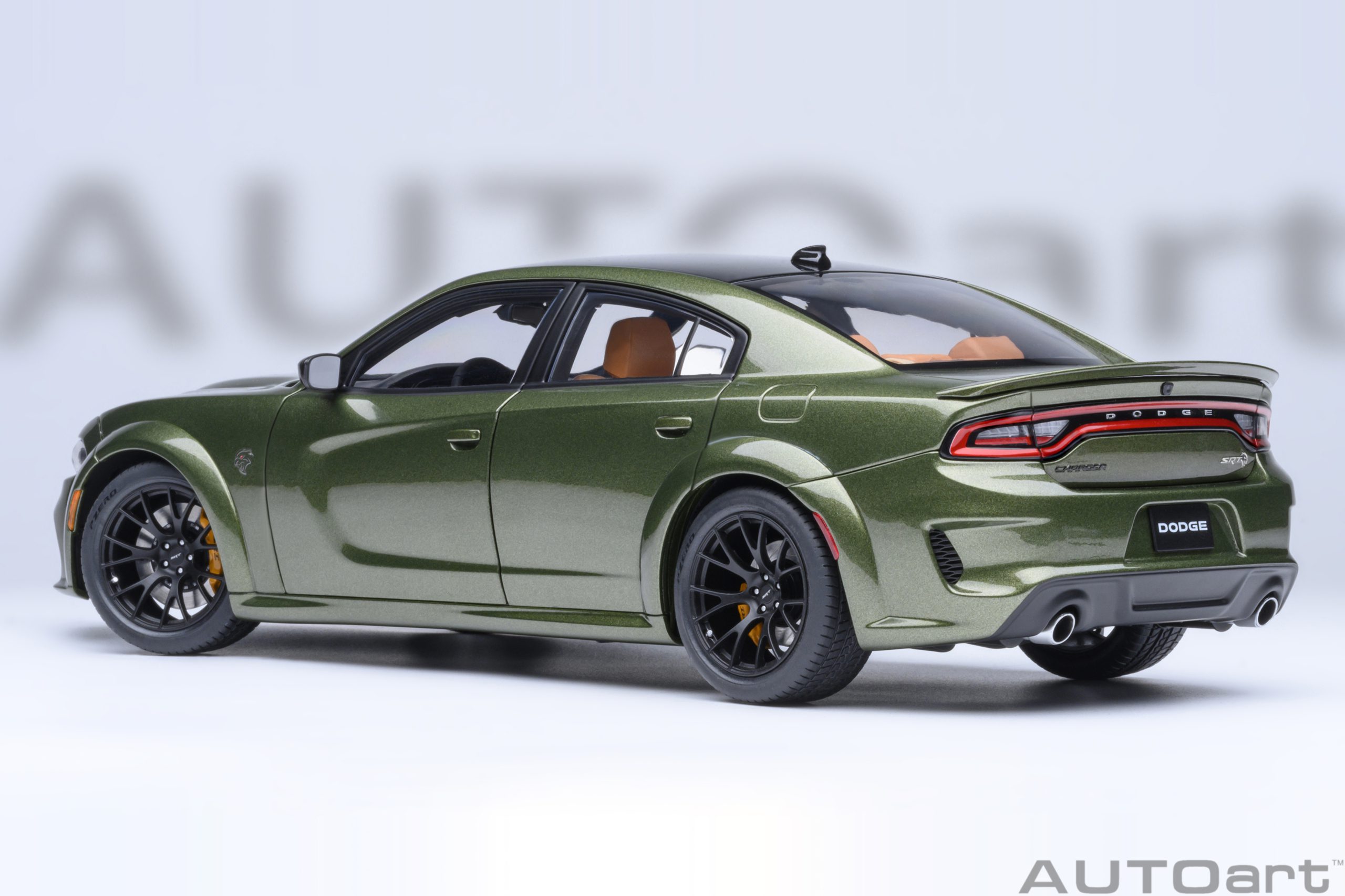 1:18 Autoart - Dodge Charger SRT Hellcat Redeye Jailbreak (F8 Green)