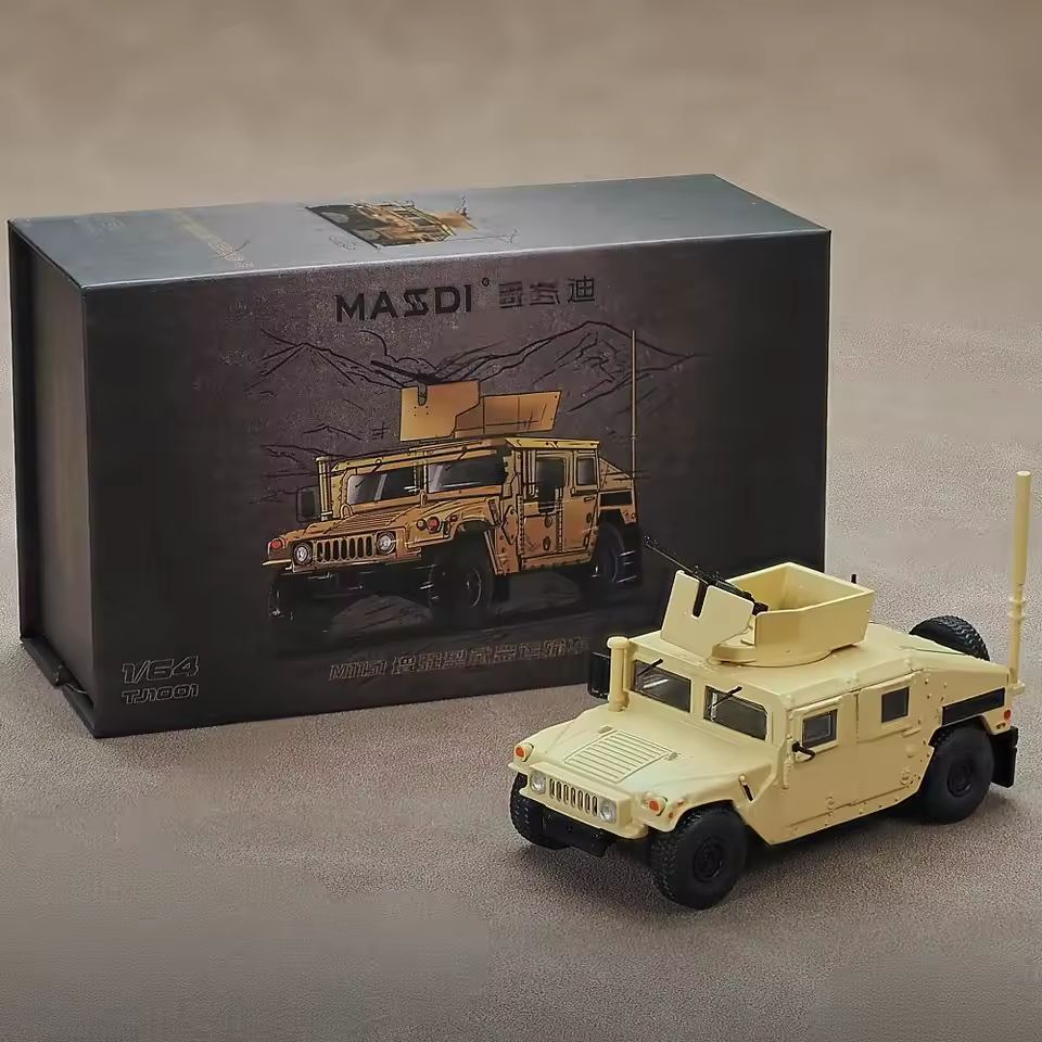 1:64 Massdi Diecast - Hummer M1151 Enhanced Armament Carrier, sandy yellow