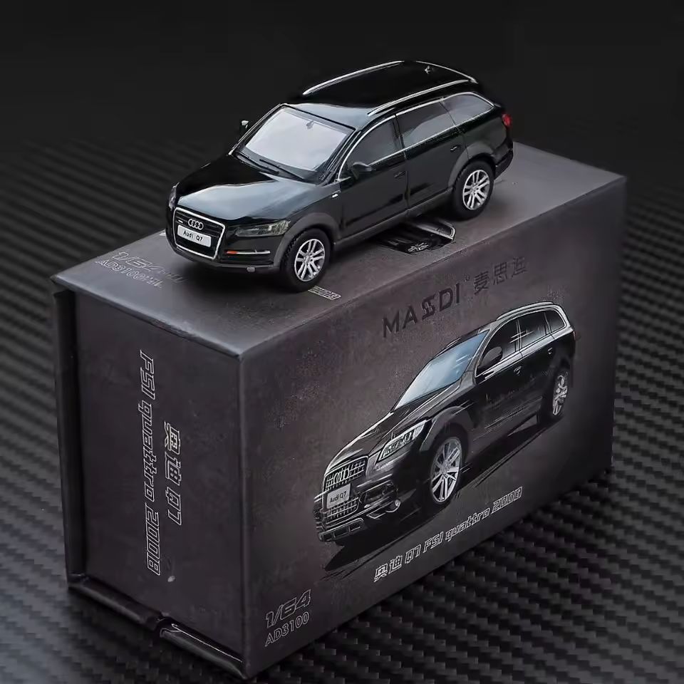 1:64 Massdi Diecast - 2008 Audi Q7 FSI Quattro, black