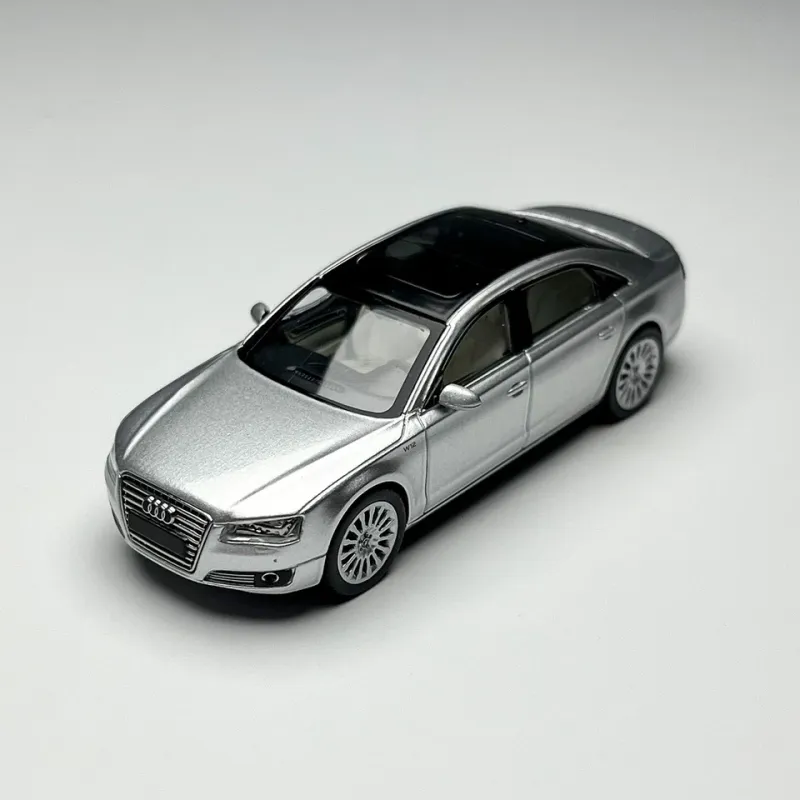 1:64 Massdi Diecast - Audi A8L (D4), silver