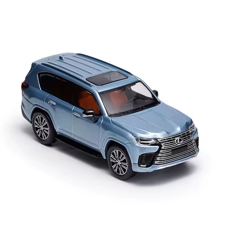 1:64 Massdi Diecast - 2022 Lexus LS LX600 ice blue